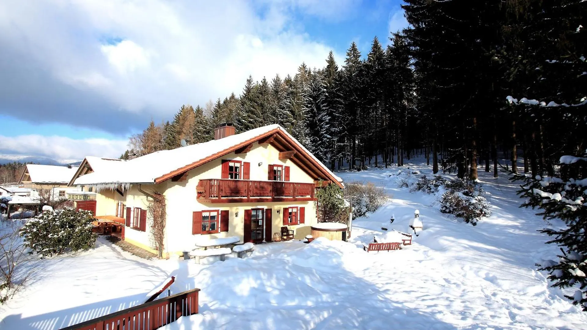 Holiday home Ferienhaus Am Hochwald Drachselsried